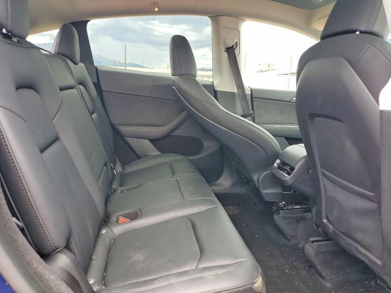 Tesla Model Y, снимка 10 - Автомобили и джипове - 55614315