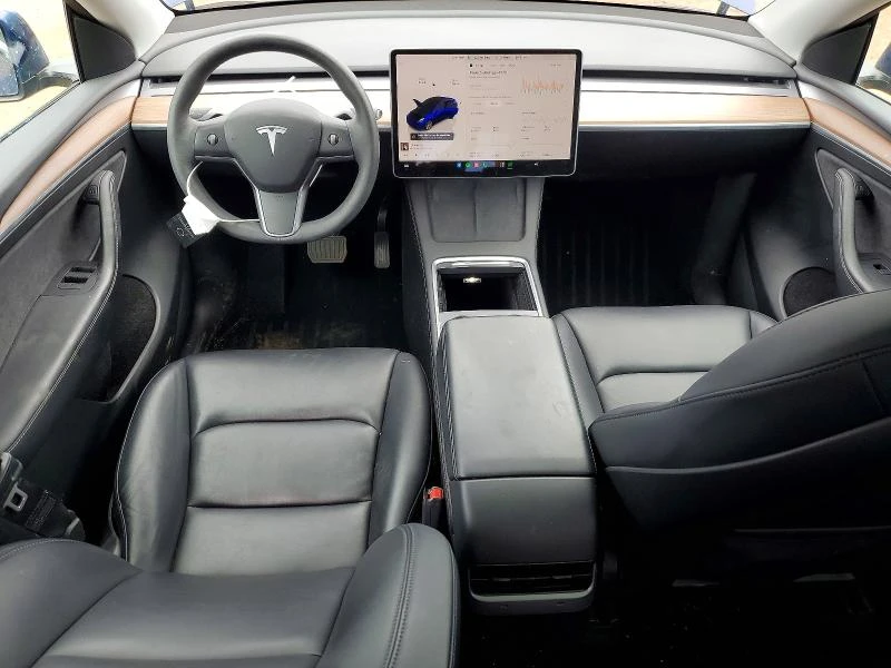 Tesla Model Y, снимка 8 - Автомобили и джипове - 55614315