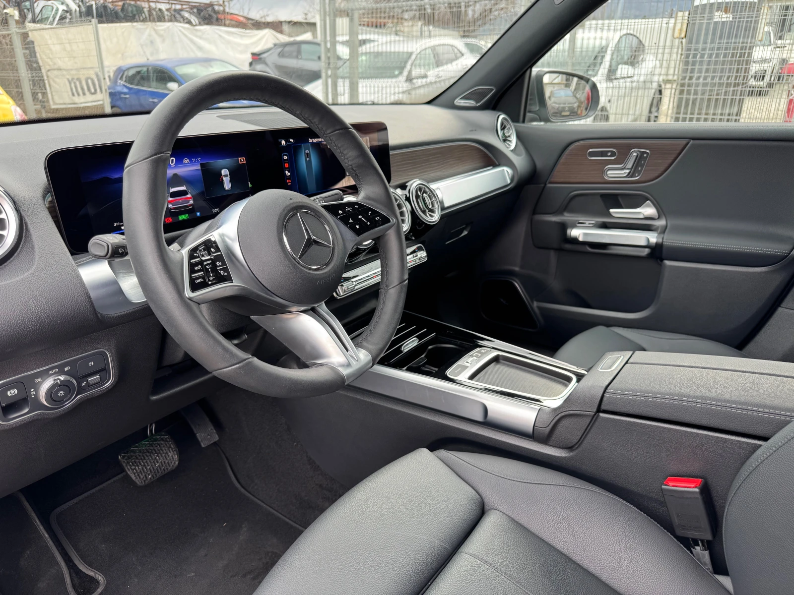 Mercedes-Benz EQB 300/Progresivei+ Night Adv Paket - изображение 9