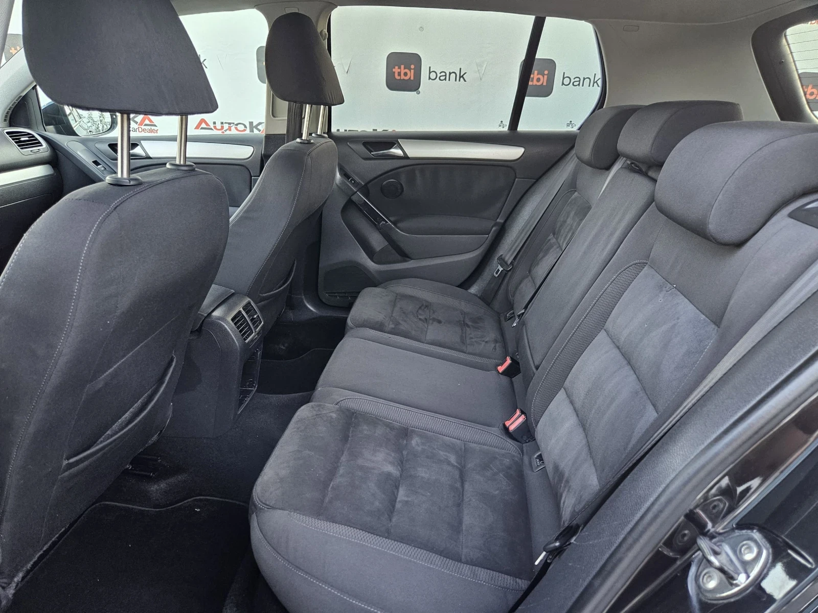 VW Golf 2.0TDI-110кс= АВТОПИЛОТ= КЛИМАТРОНИК= NAVI= EURO 5 - изображение 9