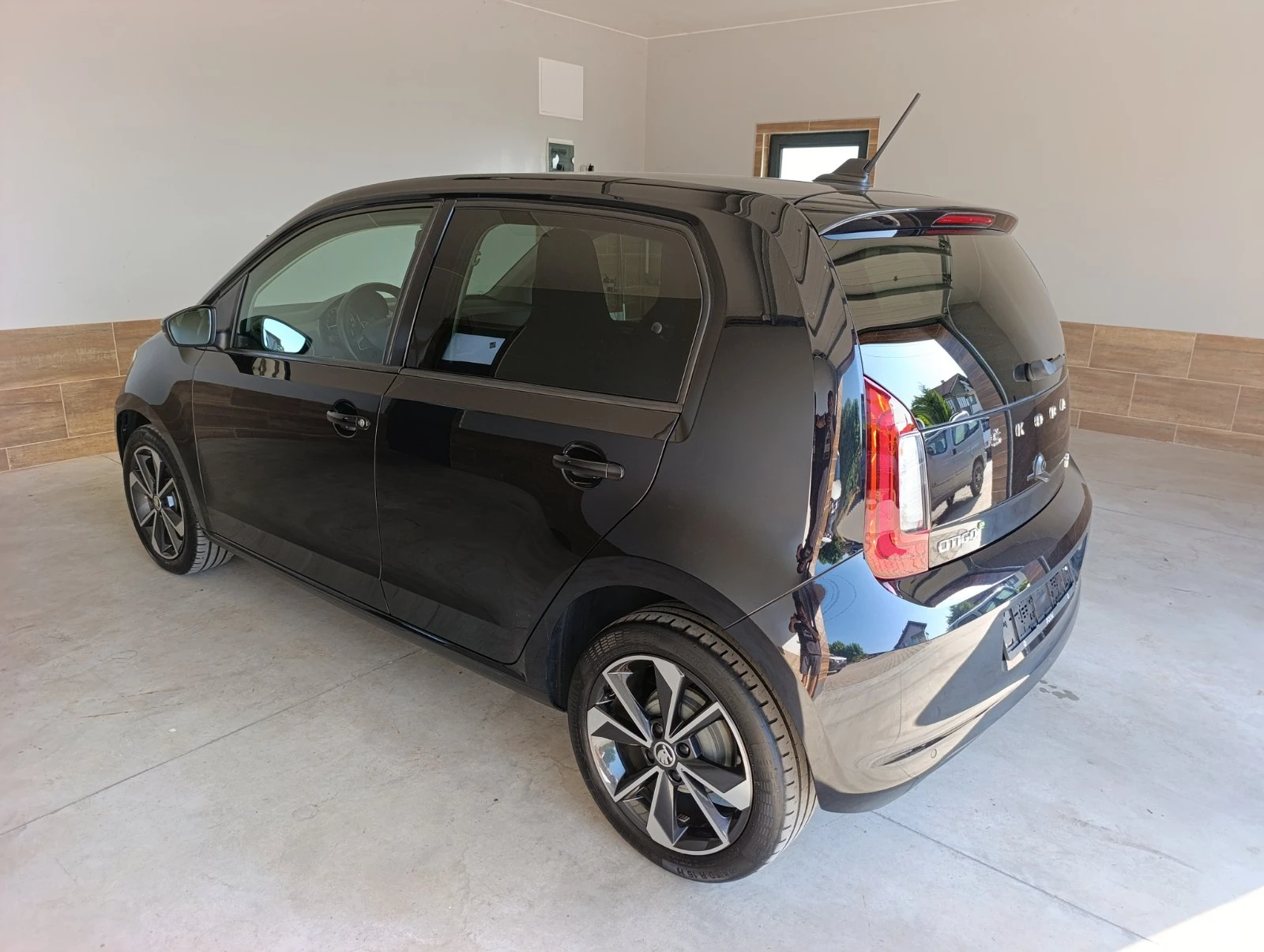 VW Up E-Up 36.8 kWh. - изображение 5