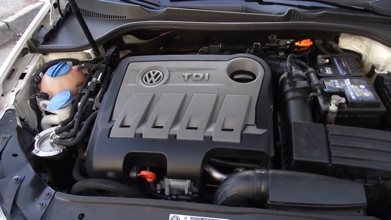 VW Golf 2.0.d.140.k.c.4x4.6.speed. - изображение 9