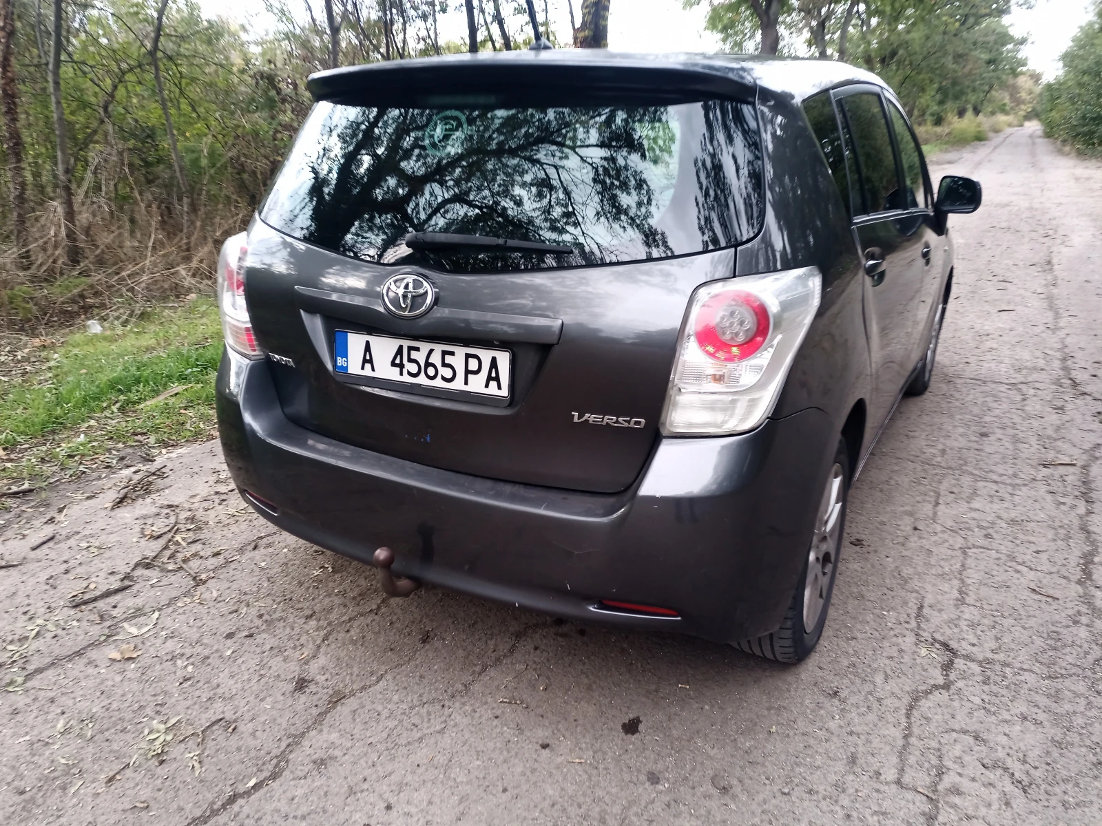 Toyota Verso 2.2 D-CAT - изображение 3