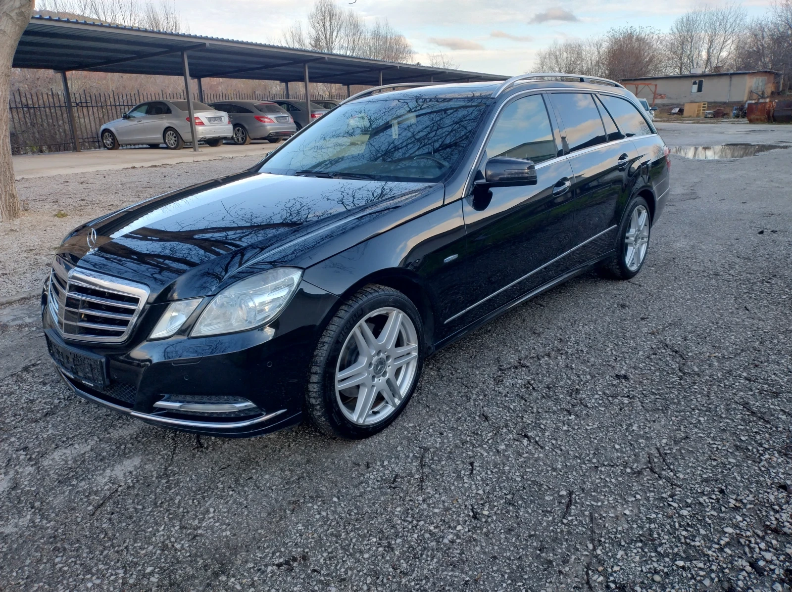 Mercedes-Benz E 350 CDI 4 MATIC FULL DISTRONIC AIR MATIC DESIGNO INDIV - изображение 2