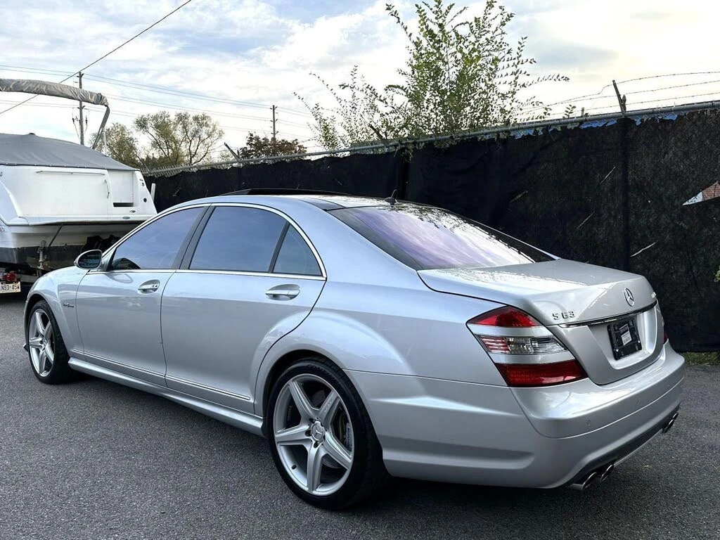 Mercedes-Benz S 63 AMG МАСАЖ* ОБДУХ* ЩОРИ* АЛКАНТАРА* PANO* HARMAN* FULL  - изображение 5