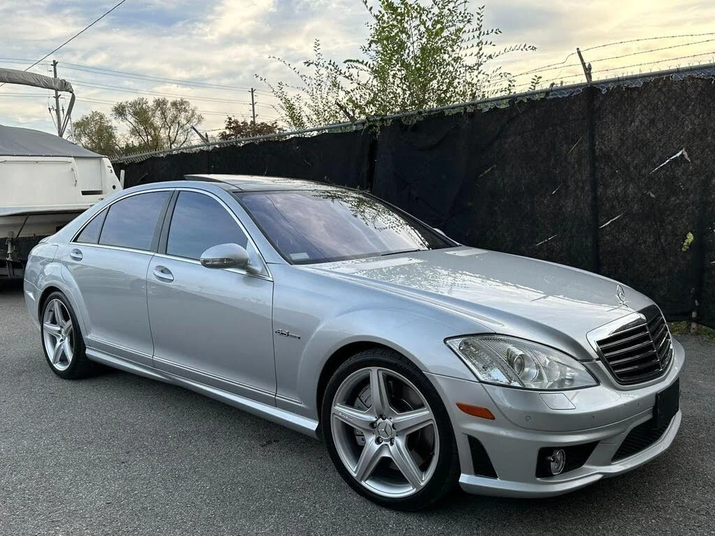 Mercedes-Benz S 63 AMG МАСАЖ* ОБДУХ* ЩОРИ* АЛКАНТАРА* PANO* HARMAN* FULL  - изображение 3