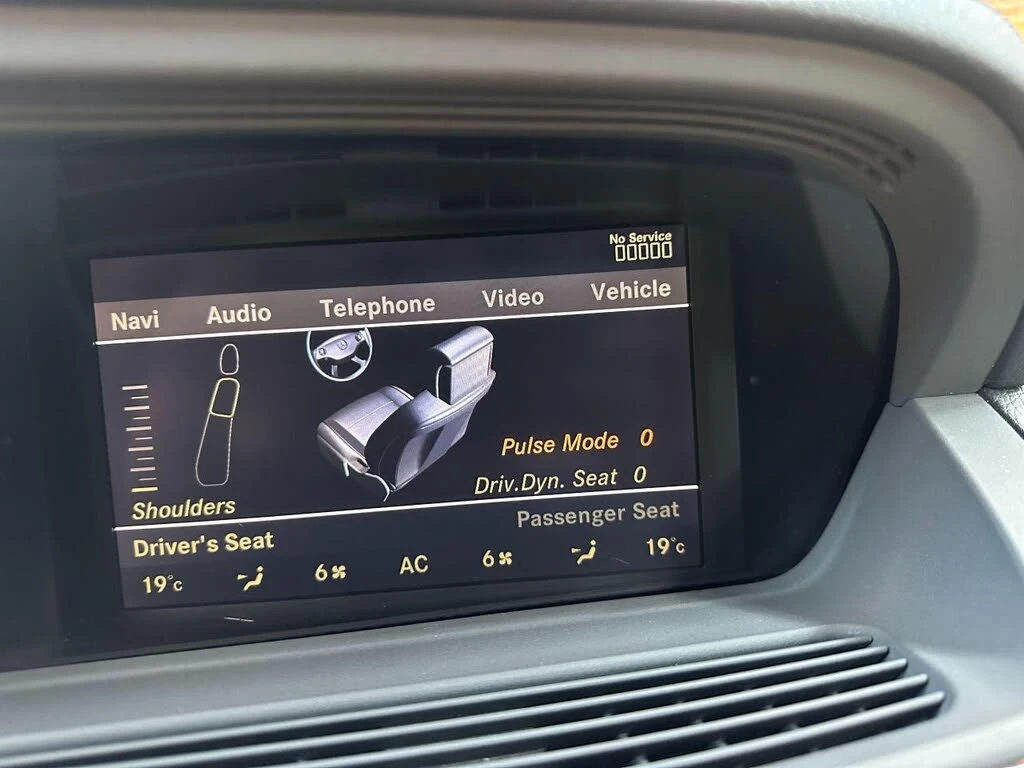 Mercedes-Benz S 63 AMG МАСАЖ* ОБДУХ* ЩОРИ* АЛКАНТАРА* PANO* HARMAN* FULL  - изображение 10