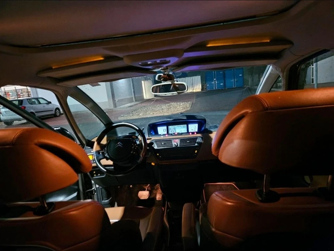 Citroen Grand C4 Picasso 1.6 hdi - изображение 6