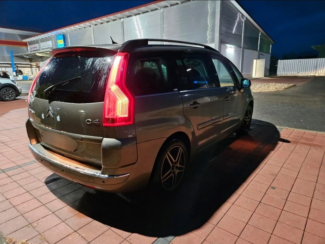Citroen Grand C4 Picasso 1.6 hdi - изображение 5