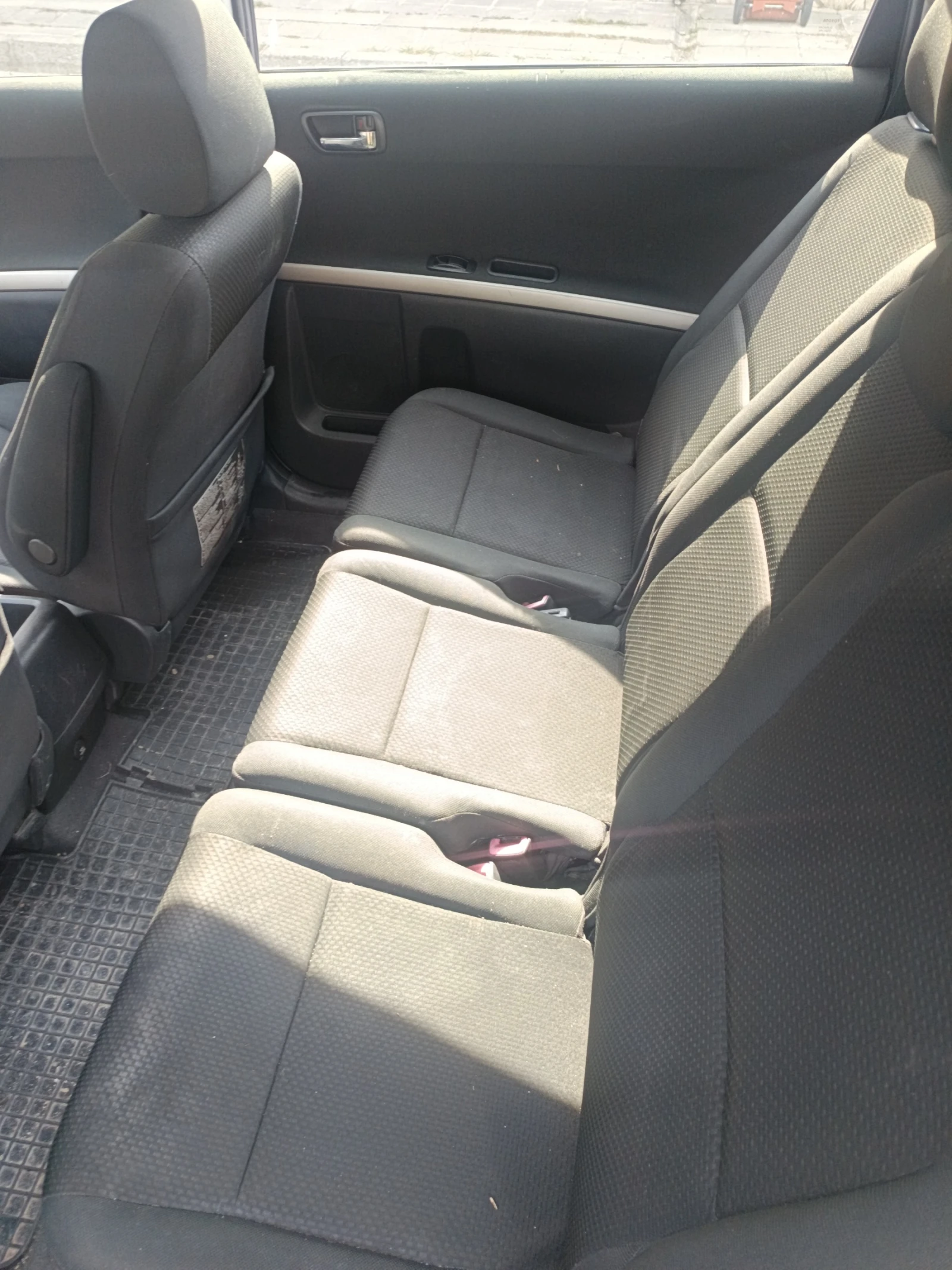 Toyota Corolla verso 1.8, снимка 7 - Автомобили и джипове - 53874866