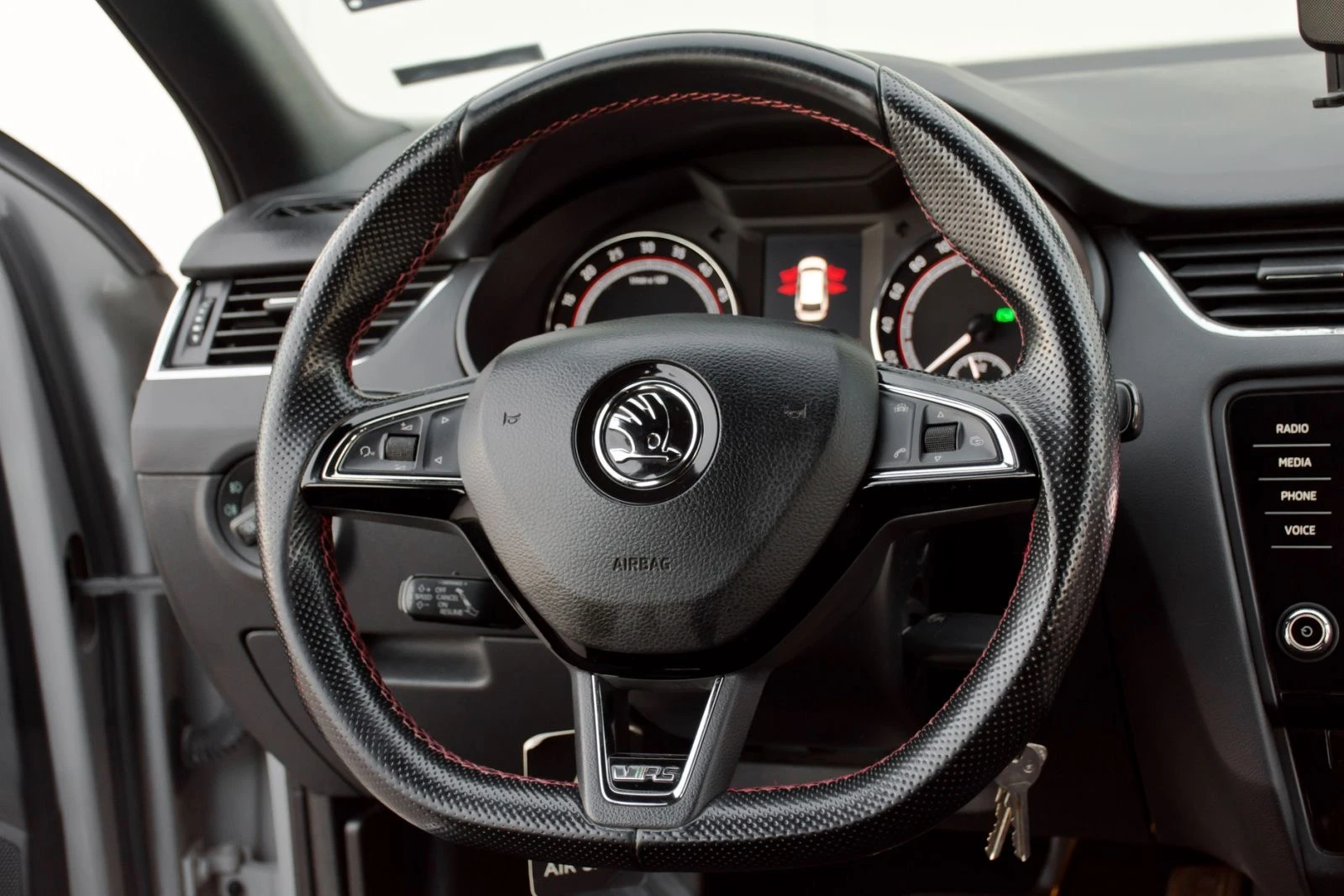 Skoda Octavia VRS/ Nardo Gray/ Distronic/ DSG/ 2.0 TDI, снимка 10 - Автомобили и джипове - 54006795