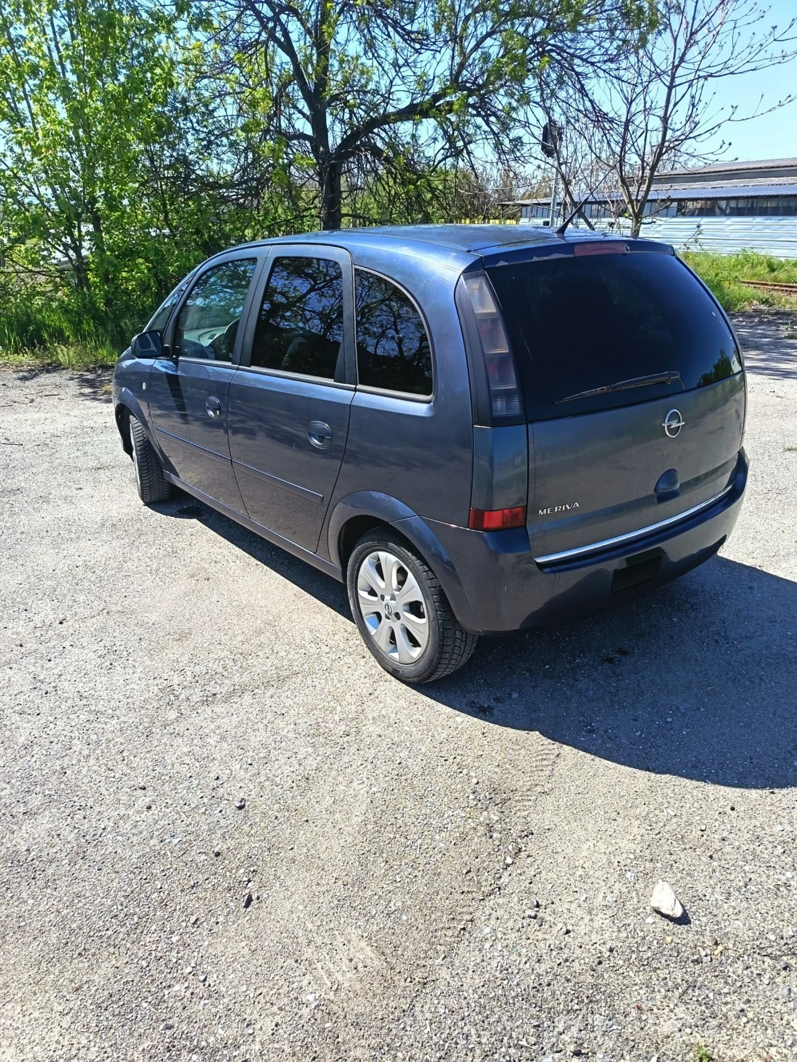 Opel Meriva, снимка 2 - Автомобили и джипове - 54313469