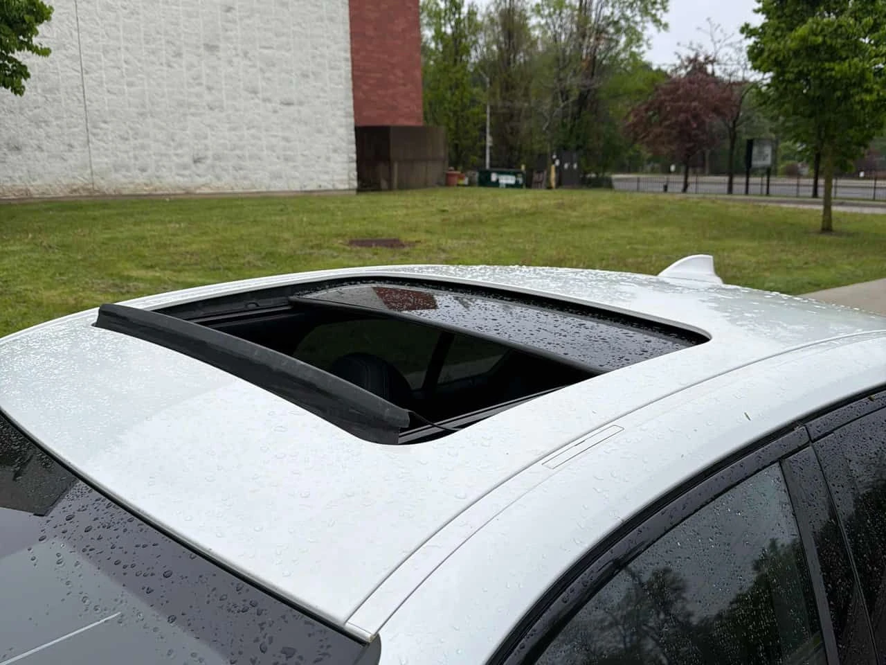 BMW 330 i xDrive * M-SPORT * АМБИЕТНО* ПАМНОРАМА* , снимка 11 - Автомобили и джипове - 54667316