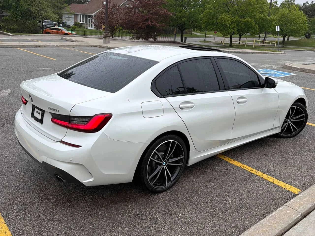 BMW 330 i xDrive * M-SPORT * АМБИЕТНО* ПАМНОРАМА* , снимка 3 - Автомобили и джипове - 54667316