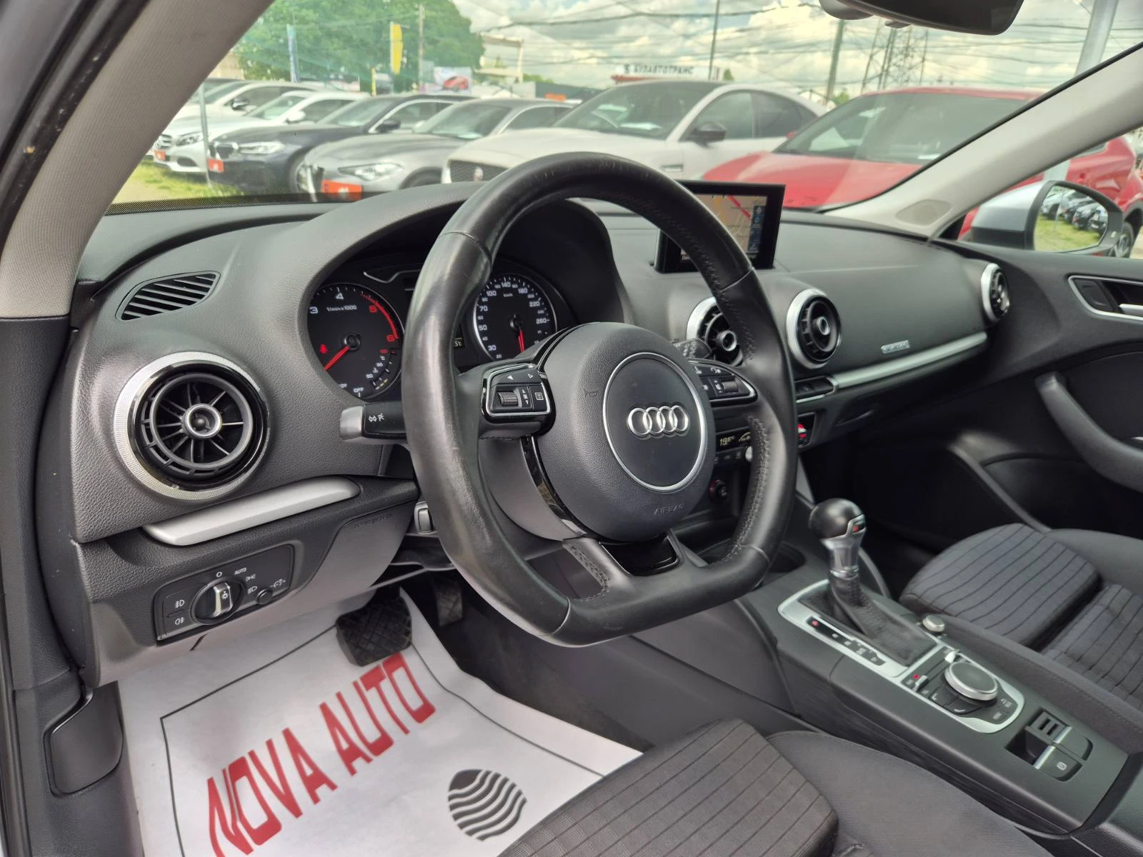 Audi A3 2.0D-QUATTRO-AUTOMATIC, снимка 7 - Автомобили и джипове - 54703290