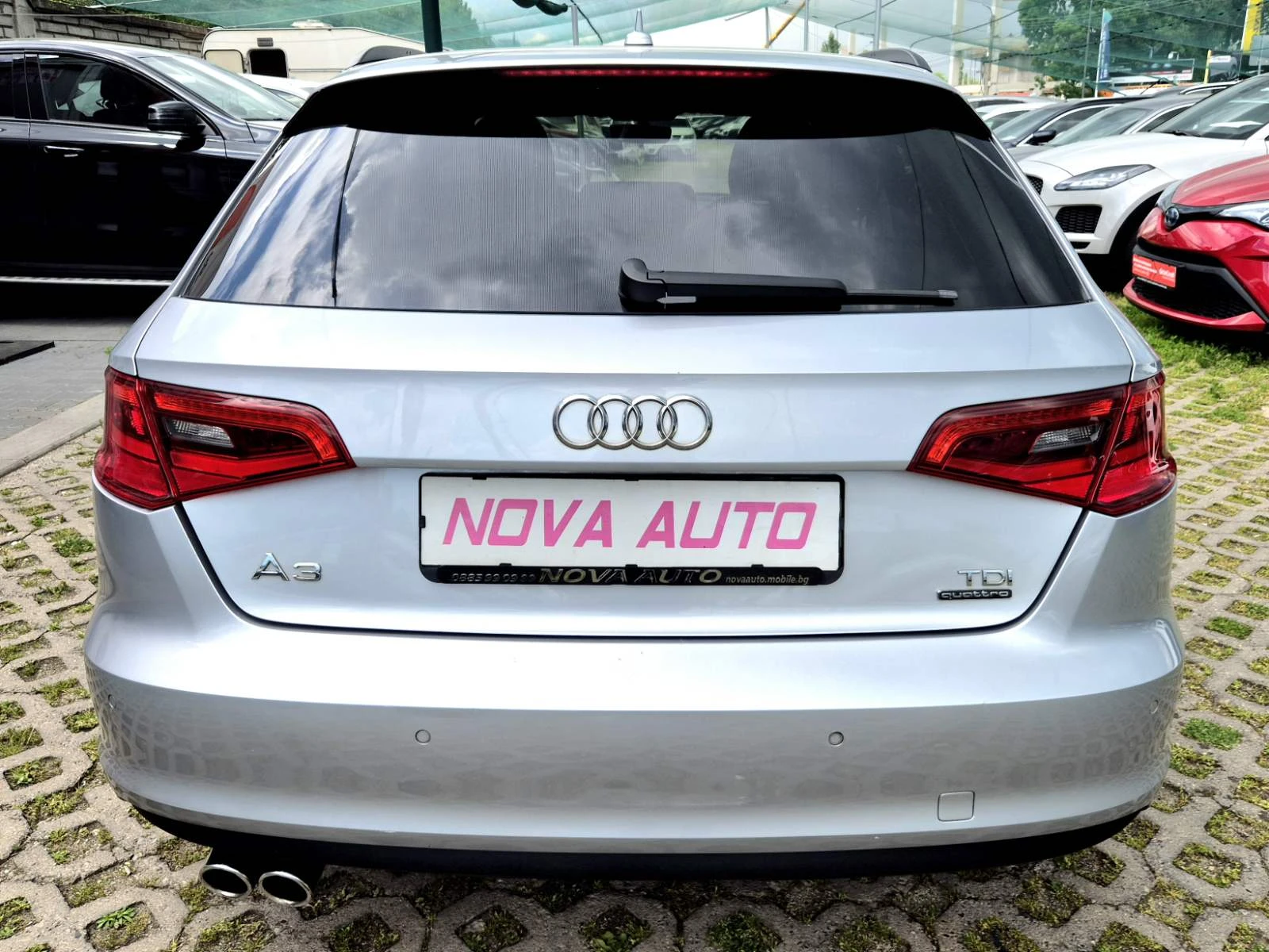 Audi A3 2.0D-QUATTRO-AUTOMATIC, снимка 3 - Автомобили и джипове - 54703290