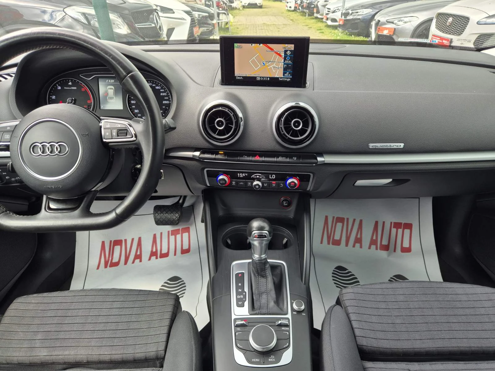 Audi A3 2.0D-QUATTRO-AUTOMATIC, снимка 10 - Автомобили и джипове - 54703290