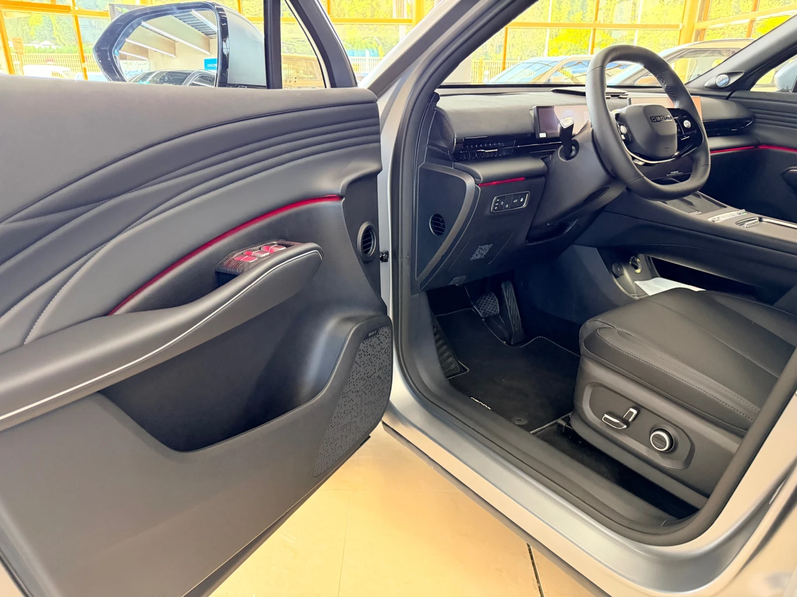 Omoda 7 EXCLUSIVE 278кс. Phev , снимка 9 - Автомобили и джипове - 55050897