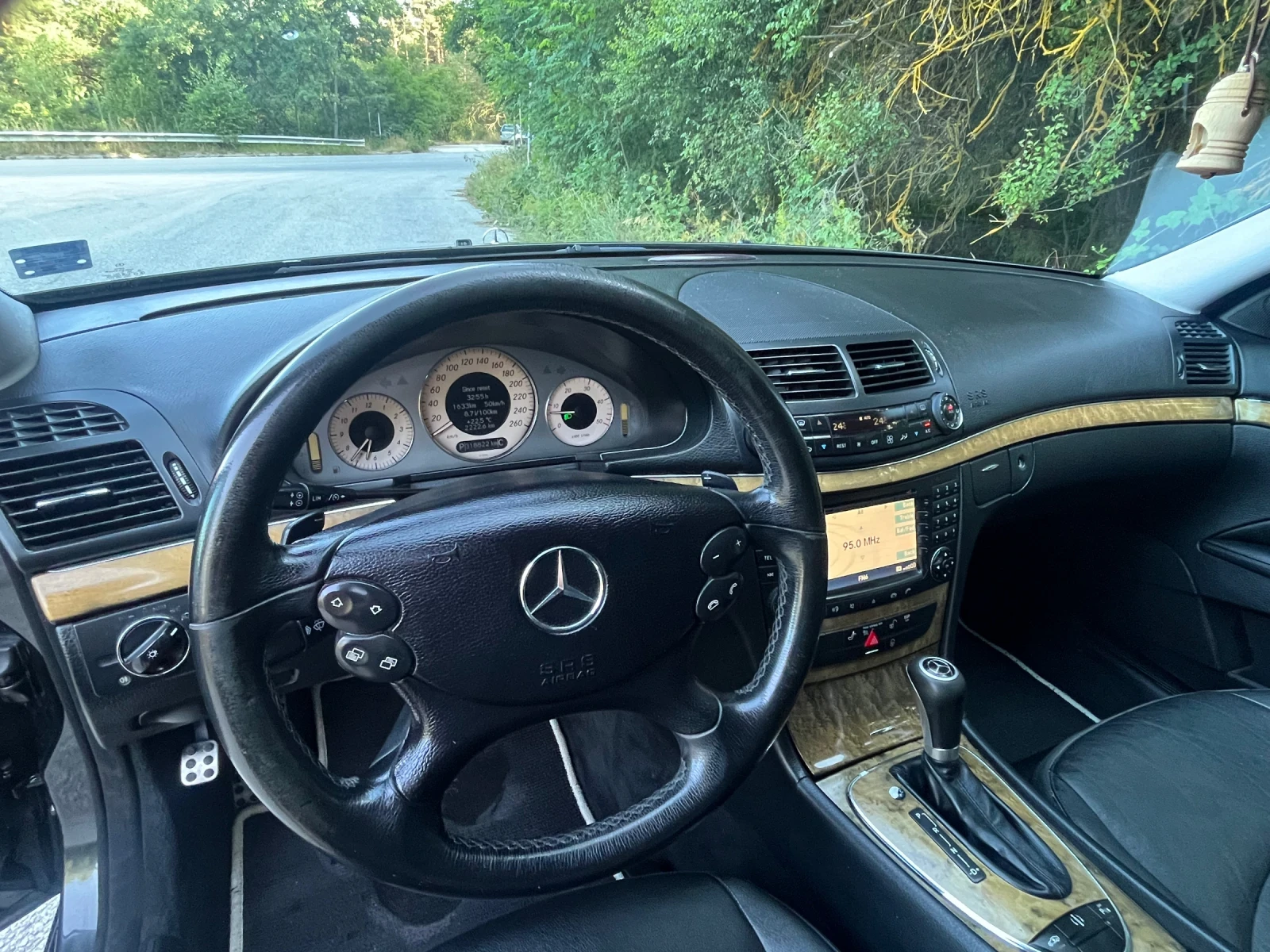 Mercedes-Benz E 320 EVO, снимка 9 - Автомобили и джипове - 55548470