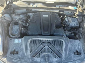 Porsche Macan S/CARFAX/PANO/ПРЕДСТАВИТЕЛСТВО НА PORSCHE - 26900 € / 52611.83 лв. - 50317620 13