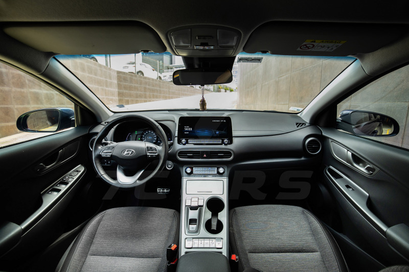 Hyundai Kona EV , снимка 9 - Автомобили и джипове - 46142899