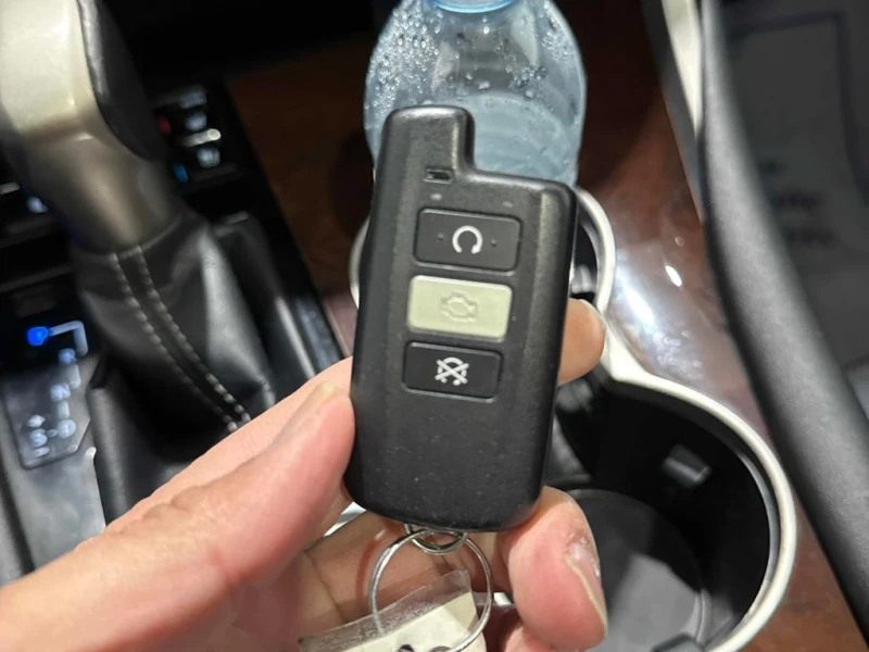 Lexus RX 350 * AWD 4dr * CARFAX * БЕЗ ПЪРВОНАЧАЛНА ВНОСКА, снимка 10 - Автомобили и джипове - 53038534