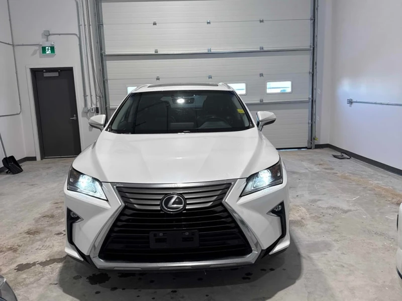 Lexus RX 350 * AWD 4dr * CARFAX * БЕЗ ПЪРВОНАЧАЛНА ВНОСКА, снимка 13 - Автомобили и джипове - 53038534