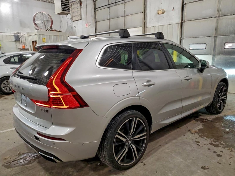 Volvo XC60 T5* R-DESIGN* DIGITAL* ПОДГРЕВИ* АЛКАНТАРА* , снимка 3 - Автомобили и джипове - 53248098