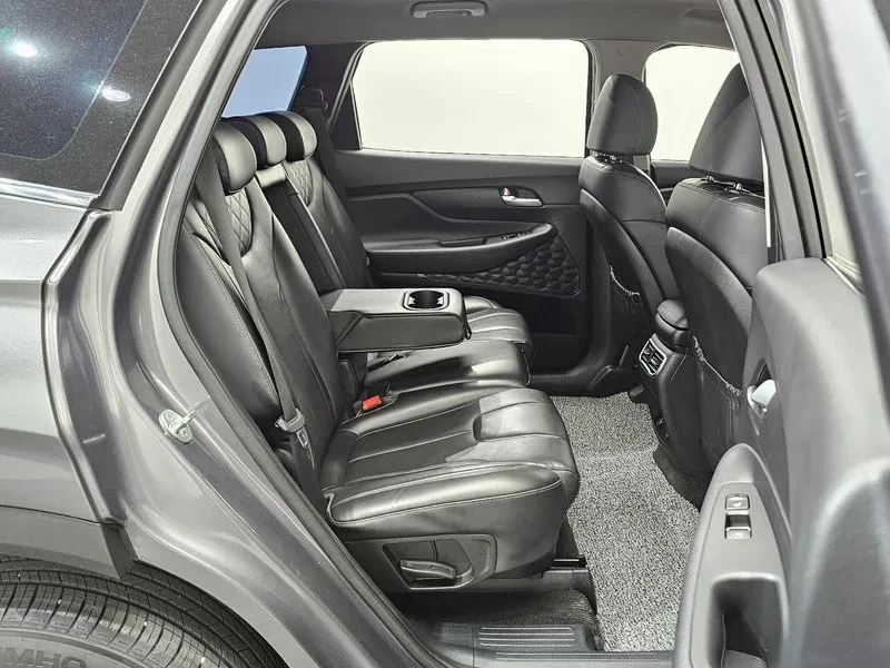 Hyundai Santa fe Diesel 2.2 4Wd Premium, снимка 12 - Автомобили и джипове - 55703889