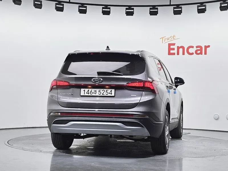 Hyundai Santa fe Diesel 2.2 4Wd Premium, снимка 4 - Автомобили и джипове - 55703889