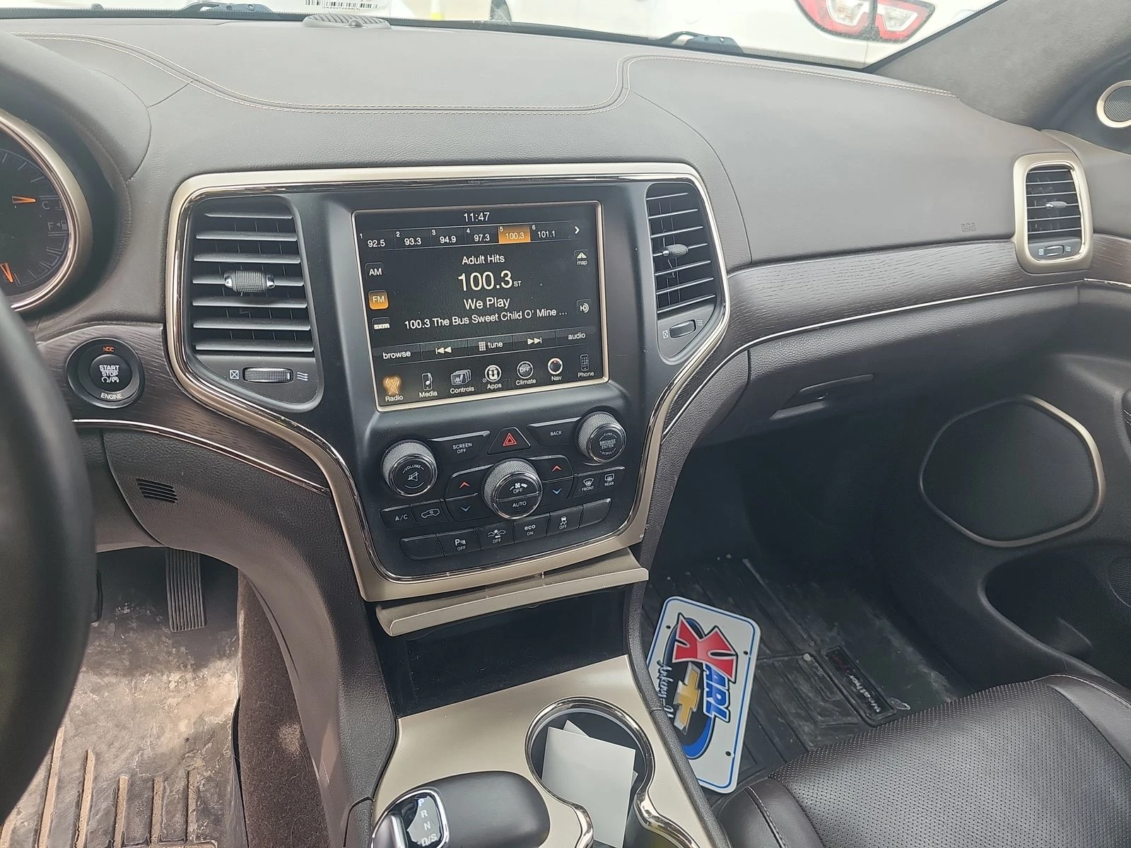 Jeep Grand cherokee SUMMIT* 8ZF* HEMI* Distronic* Подгрев* Обдух* Пано - изображение 10