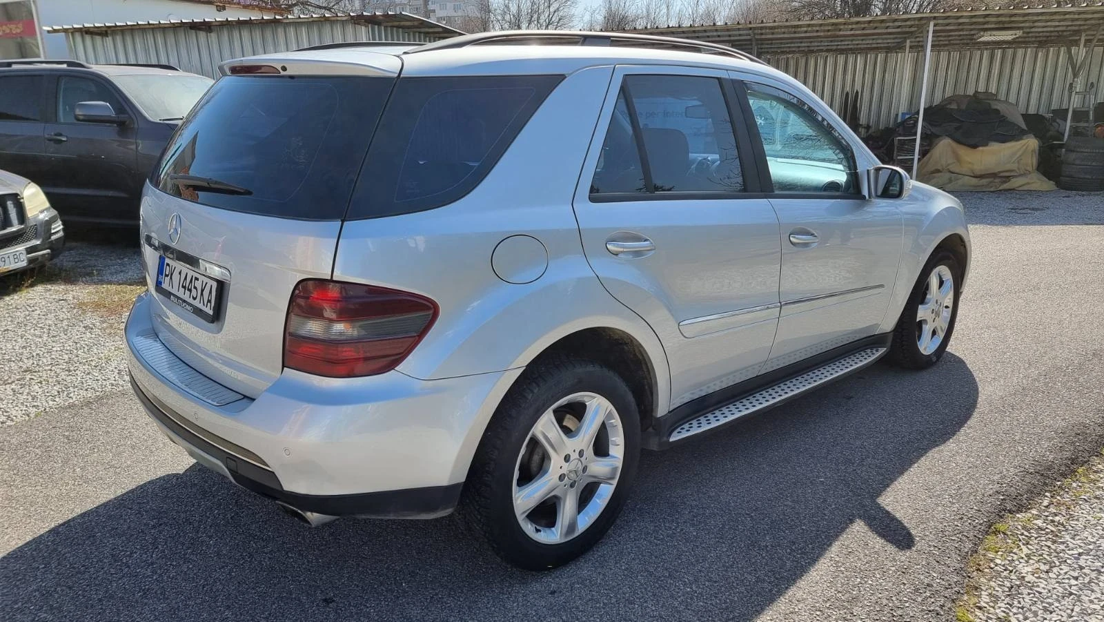 Mercedes-Benz ML 320, снимка 3 - Автомобили и джипове - 53798659