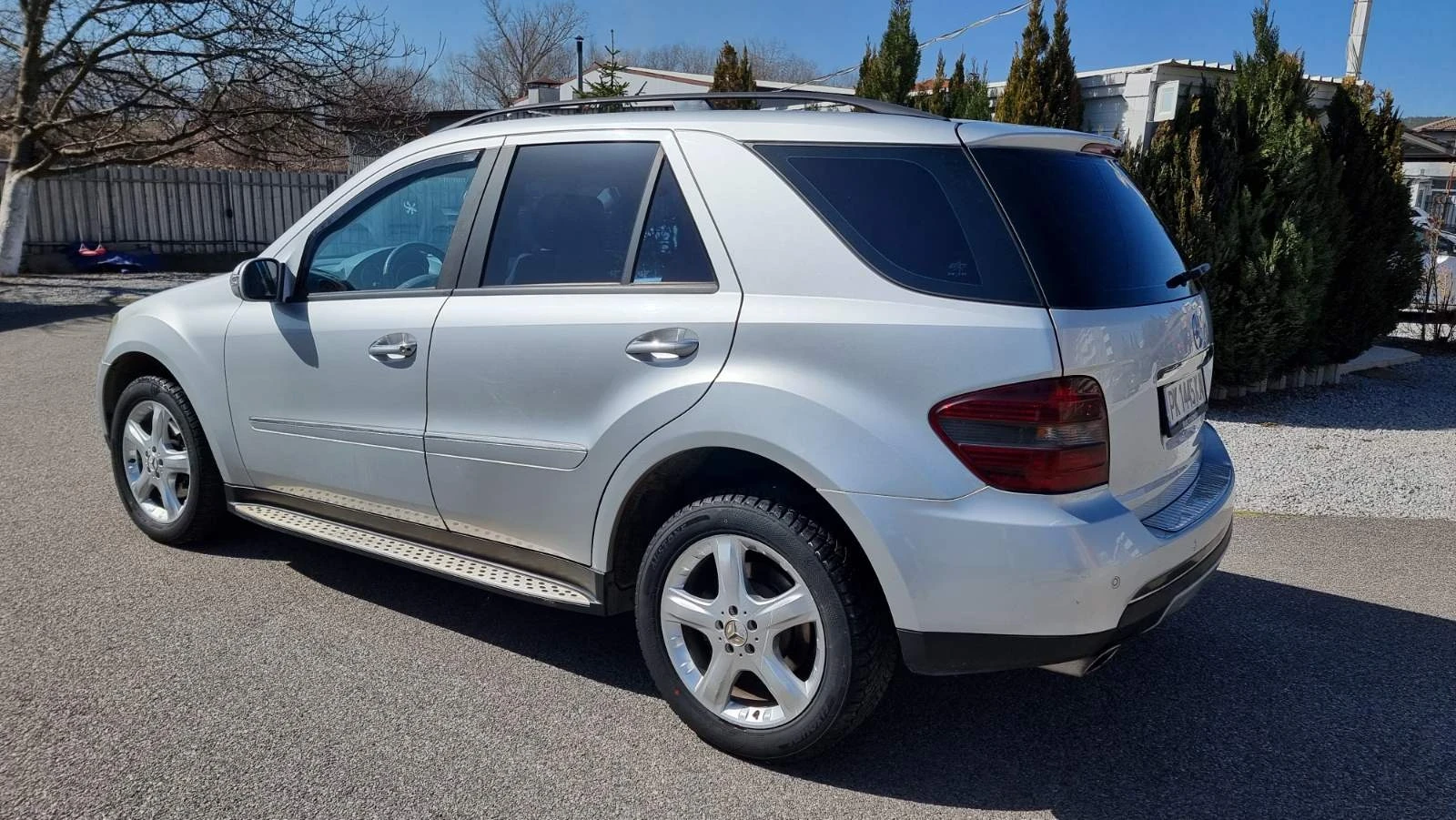 Mercedes-Benz ML 320, снимка 5 - Автомобили и джипове - 53798659