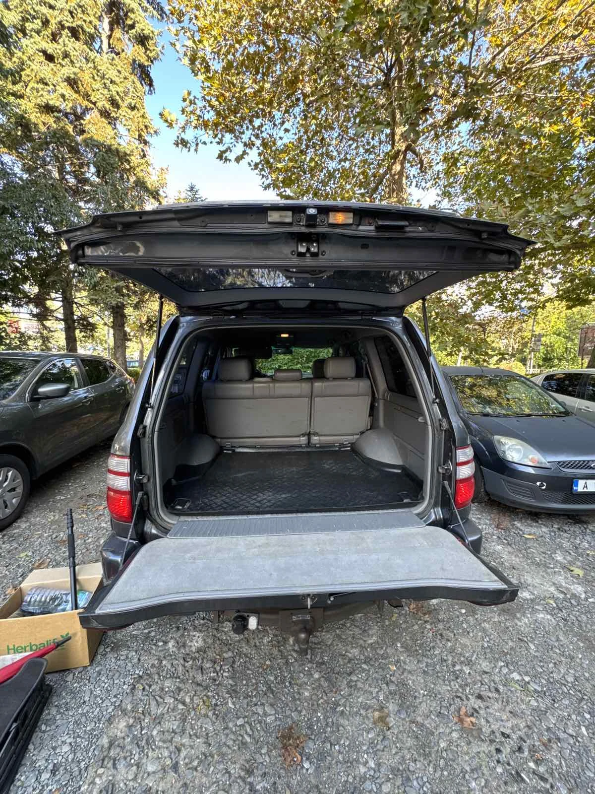 Toyota Land cruiser J100, снимка 13 - Автомобили и джипове - 53937258