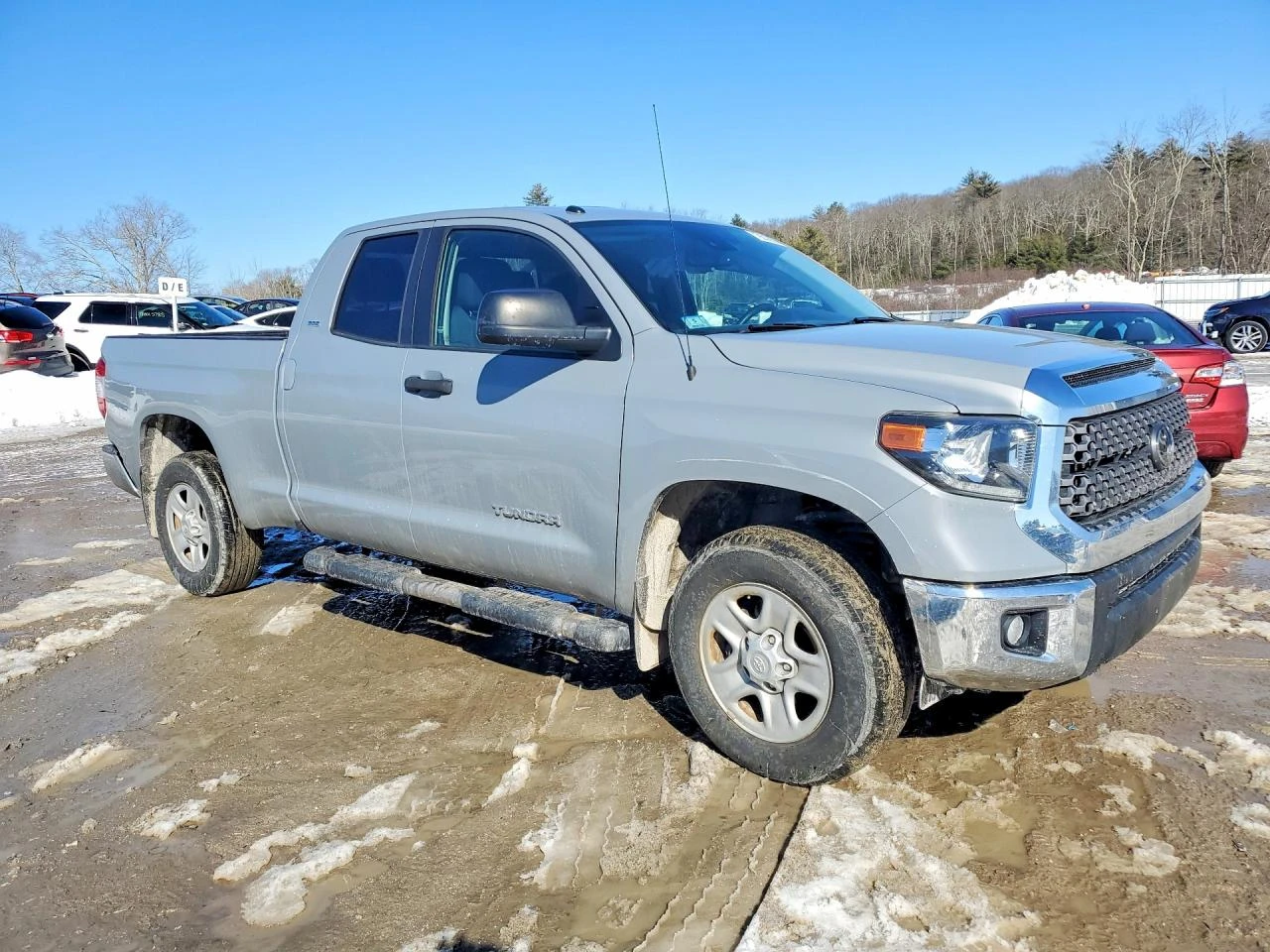 Toyota Tundra 4.6l Sr5, снимка 4 - Автомобили и джипове - 54072568