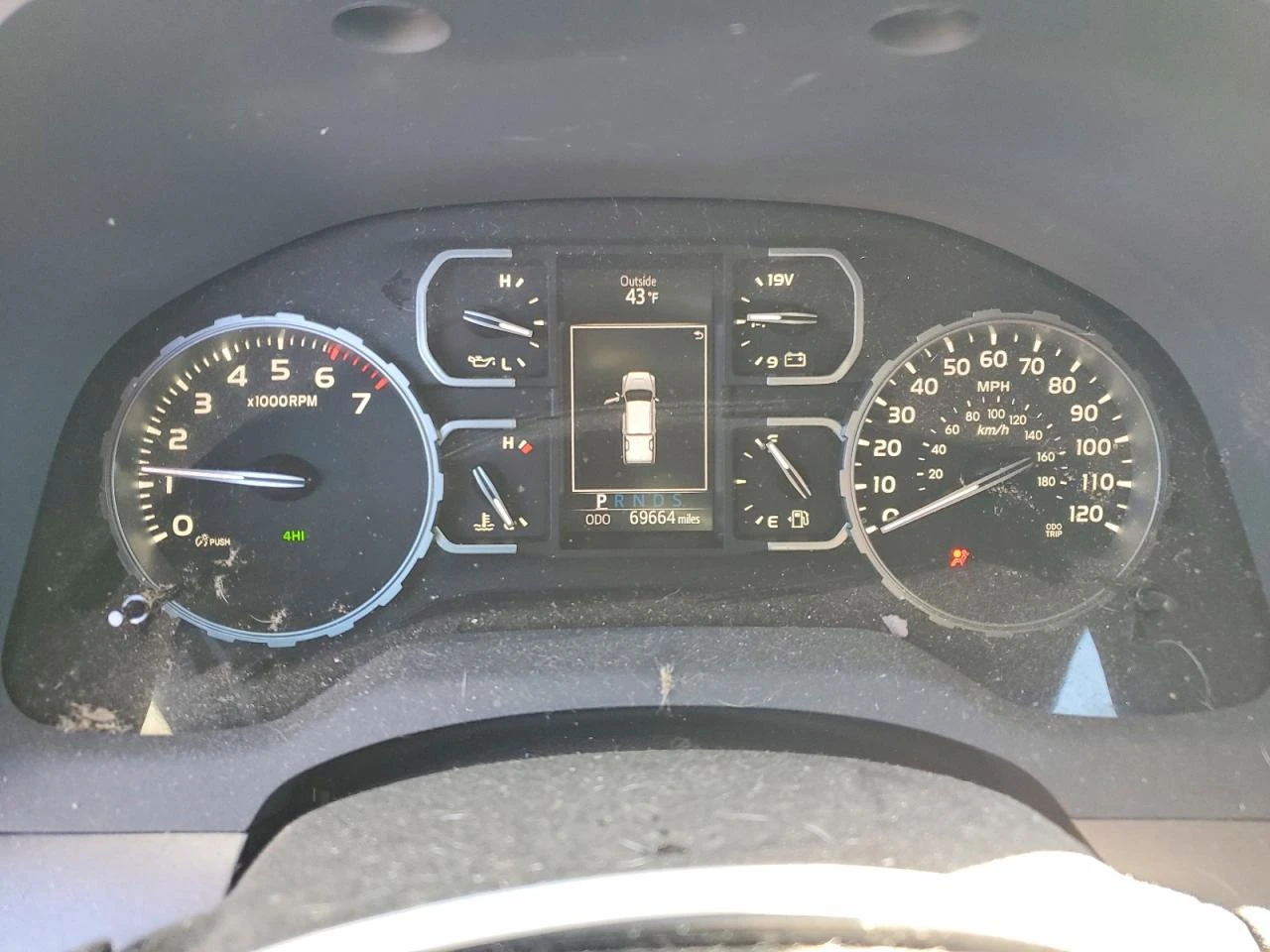 Toyota Tundra 4.6l Sr5, снимка 9 - Автомобили и джипове - 54072568