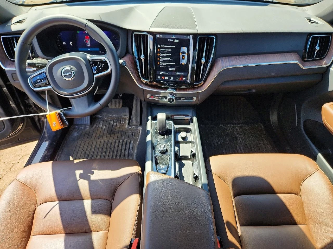 Volvo XC60 B5 AWD PLUS| 360| КОЖЕН САЛОН, снимка 8 - Автомобили и джипове - 54740835