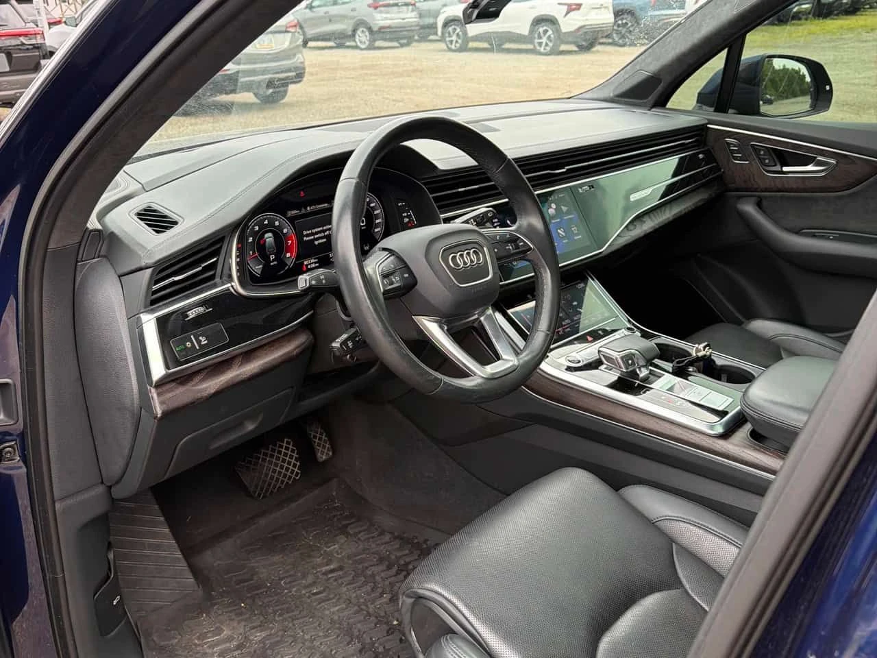 Audi Q7 Technik  CARFAX, снимка 5 - Автомобили и джипове - 55652729
