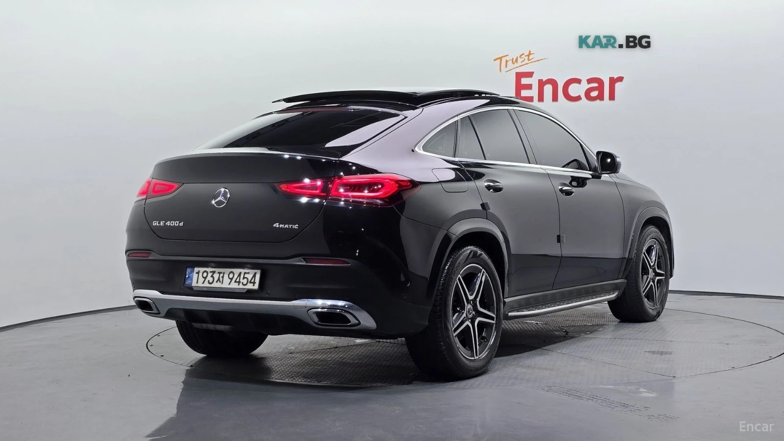 Mercedes-Benz GLE 400 4MATIC COUPE* HUD* 360* КОЖА* ОБДУХ* НАВИ* ПАНО, снимка 2 - Автомобили и джипове - 55821067
