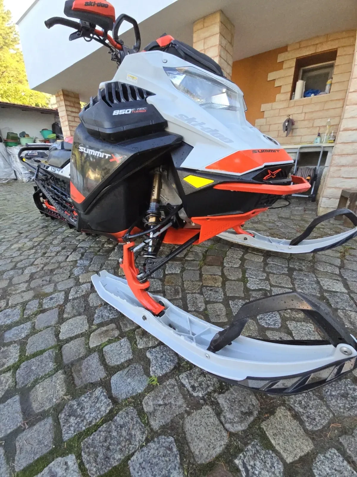 Ski-Doo Summit 850 TURBO - изображение 10