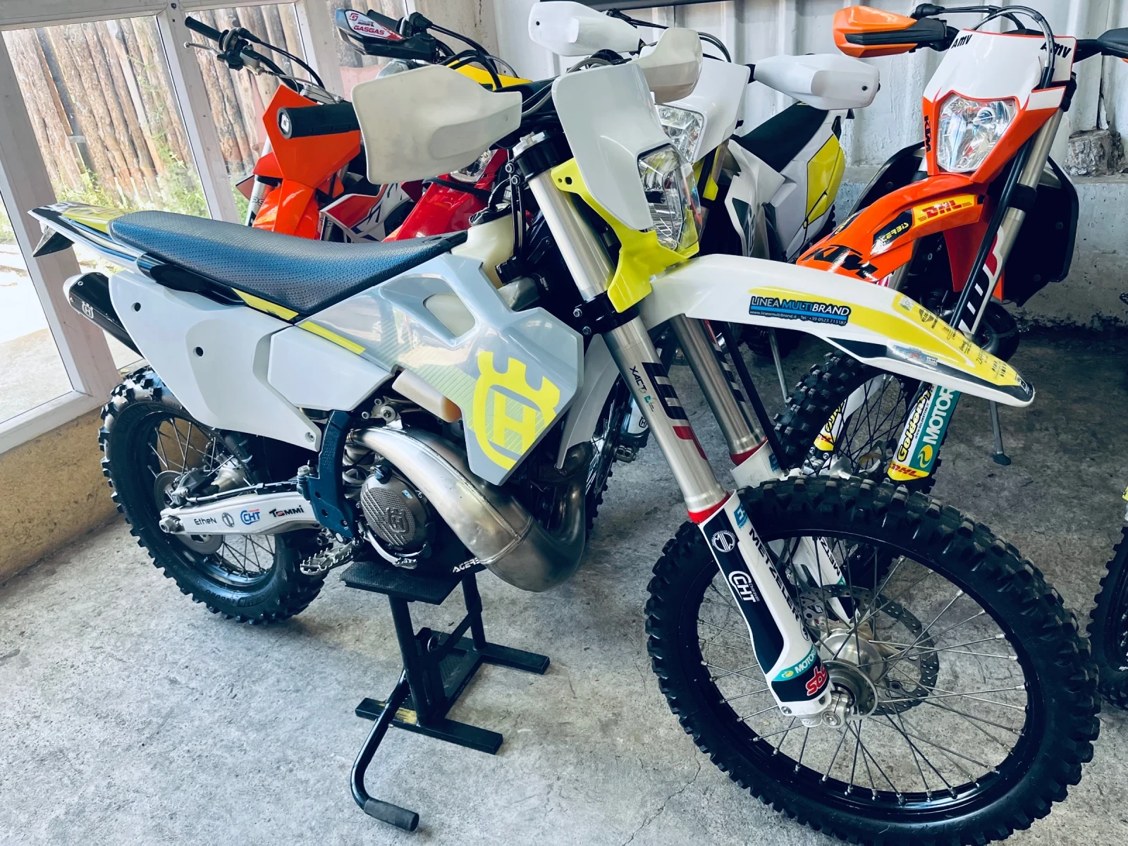 Husqvarna TE 300i 2024, снимка 3 - Мотоциклети и мототехника - 54372275