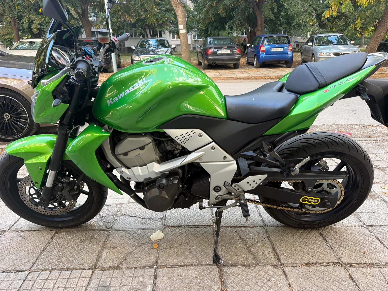 Kawasaki Z 750, снимка 6 - Мотоциклети и мототехника - 56245389