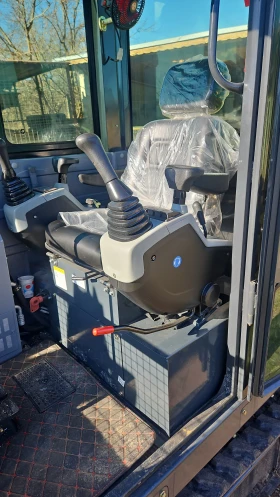 Багер Kubota, снимка 6