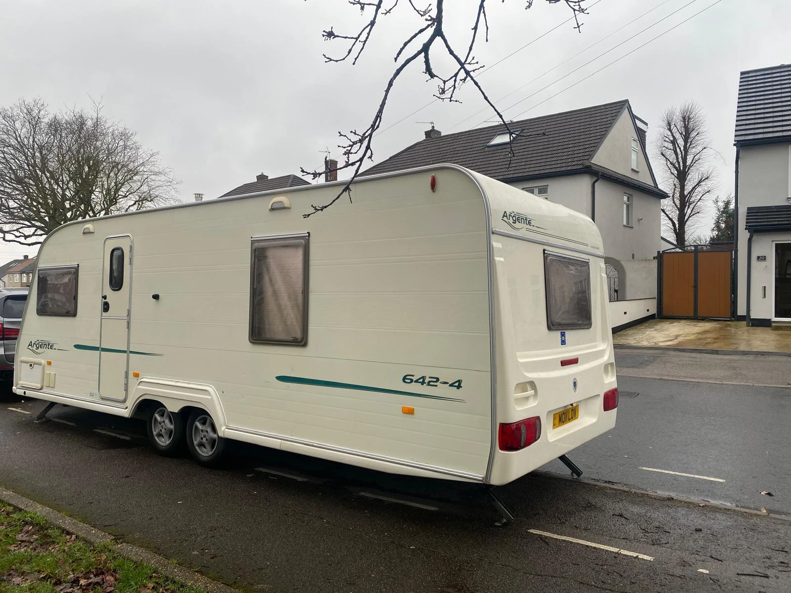 Каравана Avondale ARGENTA 640-4, снимка 2 - Каравани и кемпери - 53744254