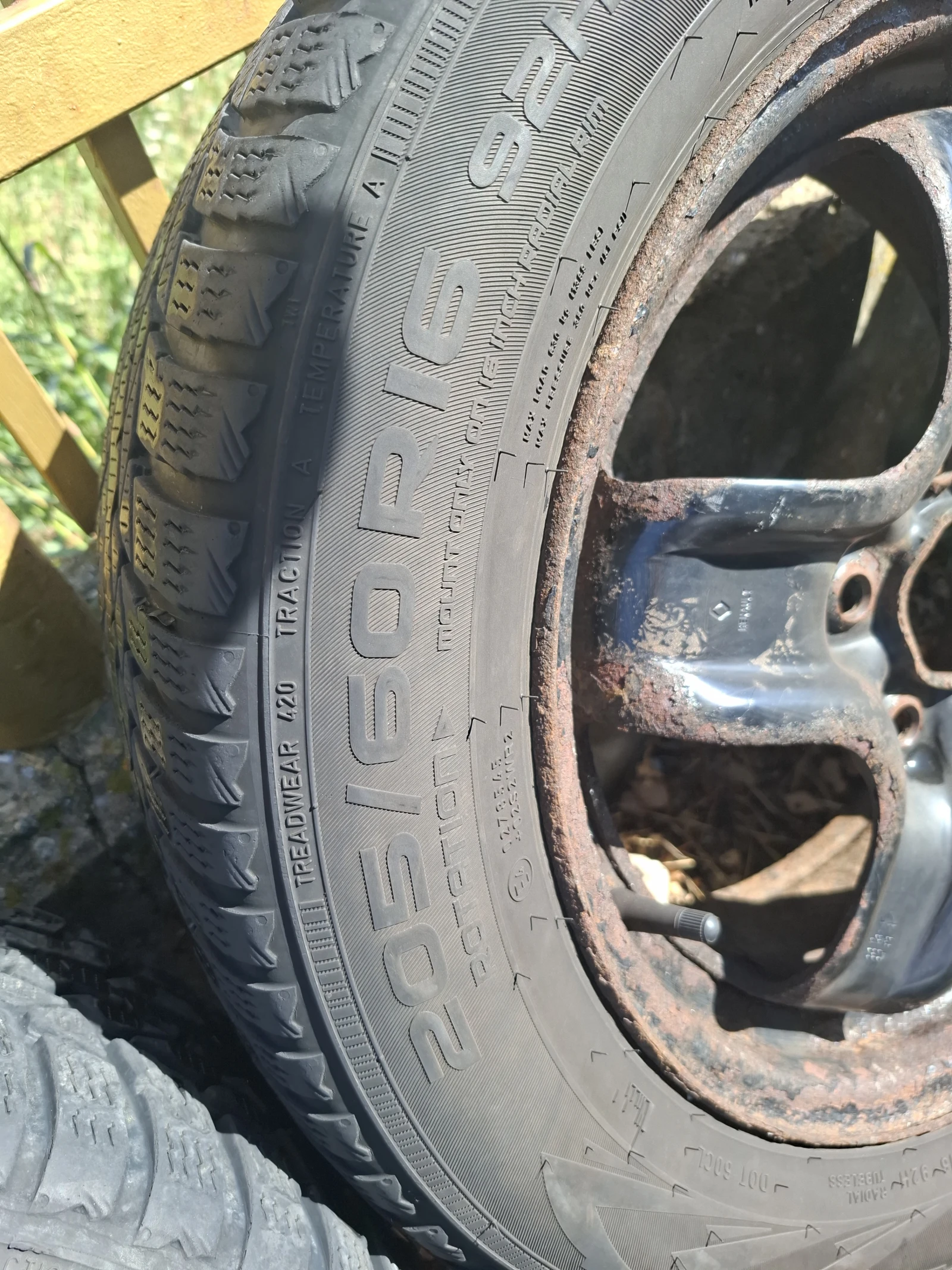 ���� � ������ 205/60R16 �� Renault Scenic | Mobile.bg � ����������� 3