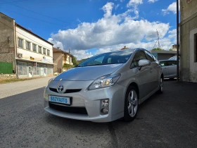 Toyota Prius 1.8HYBRID, снимка 2