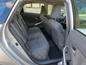 Toyota Prius 1.8HYBRID, снимка 10