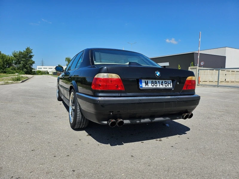 BMW 735, снимка 2 - Автомобили и джипове - 47164784