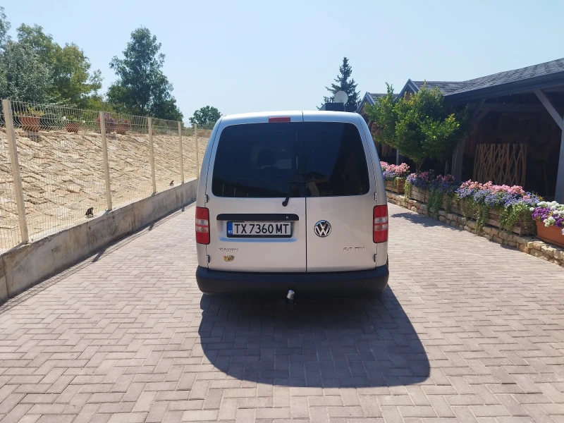 VW Caddy, снимка 6 - Автомобили и джипове - 47300100