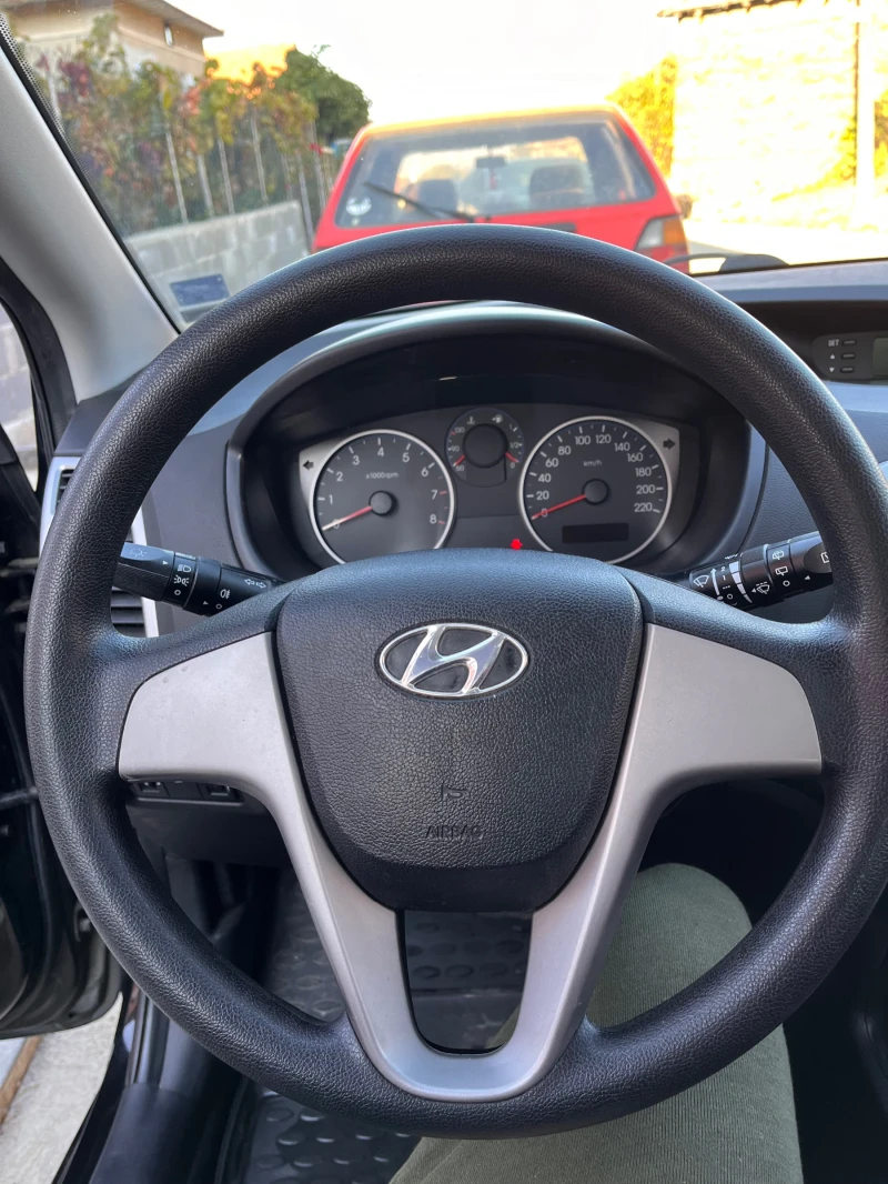 Hyundai I20, снимка 3 - Автомобили и джипове - 47859312